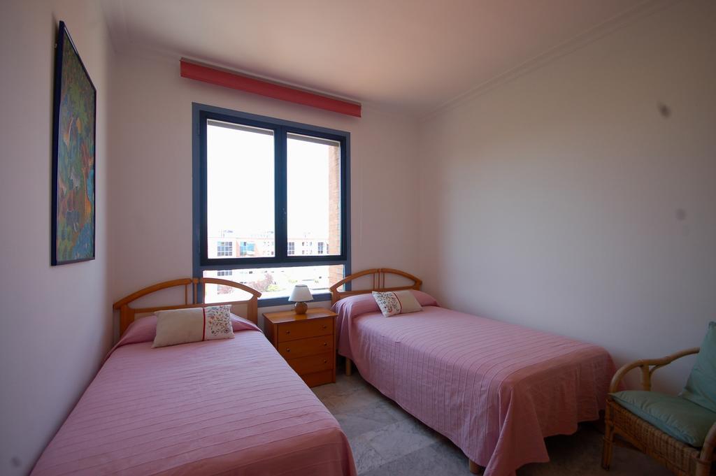 Lets Holidays Apartment Sea Views In ברצלונה חדר תמונה
